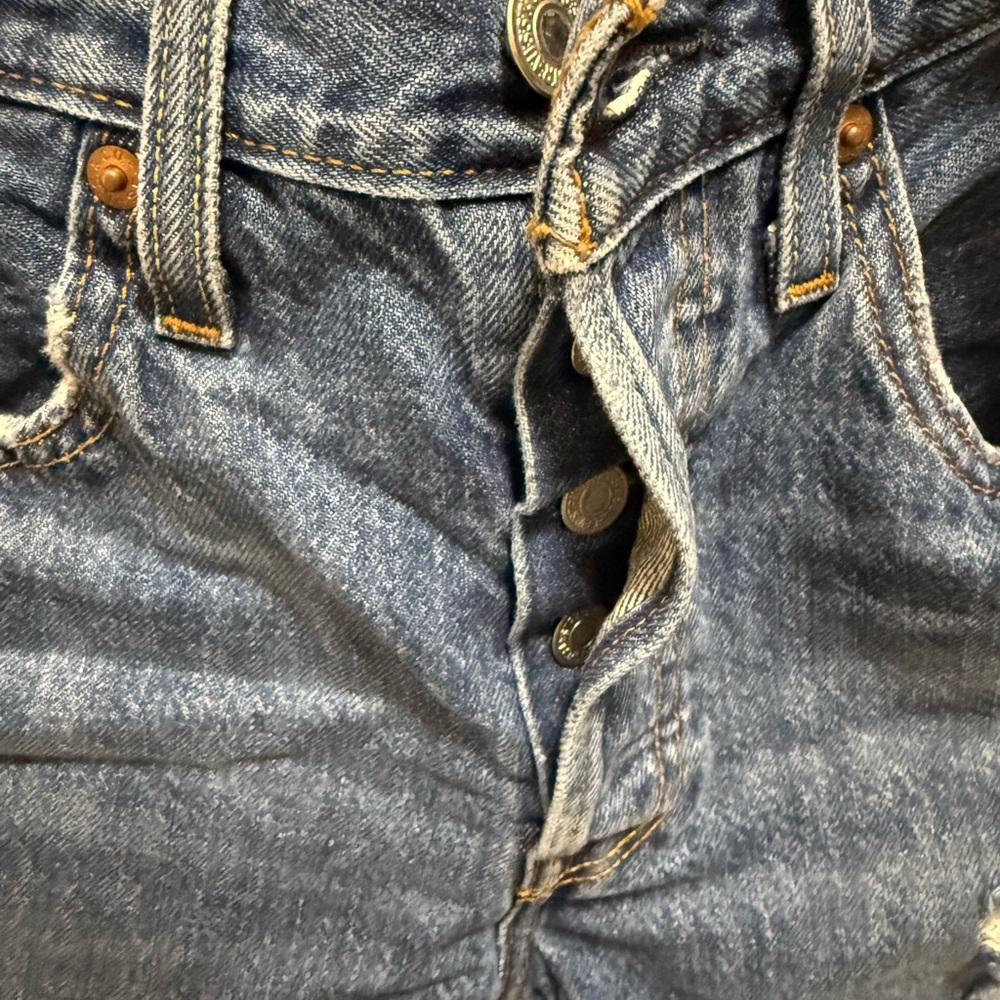 Levi 501 shorts - Picture 6 of 6